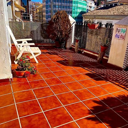 Apartamentos Iliberis Гранада Екстериор снимка
