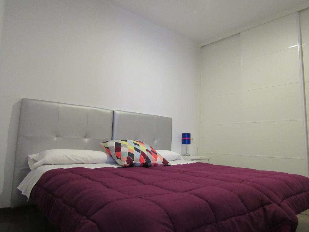 Apartamentos Iliberis Гранада Екстериор снимка