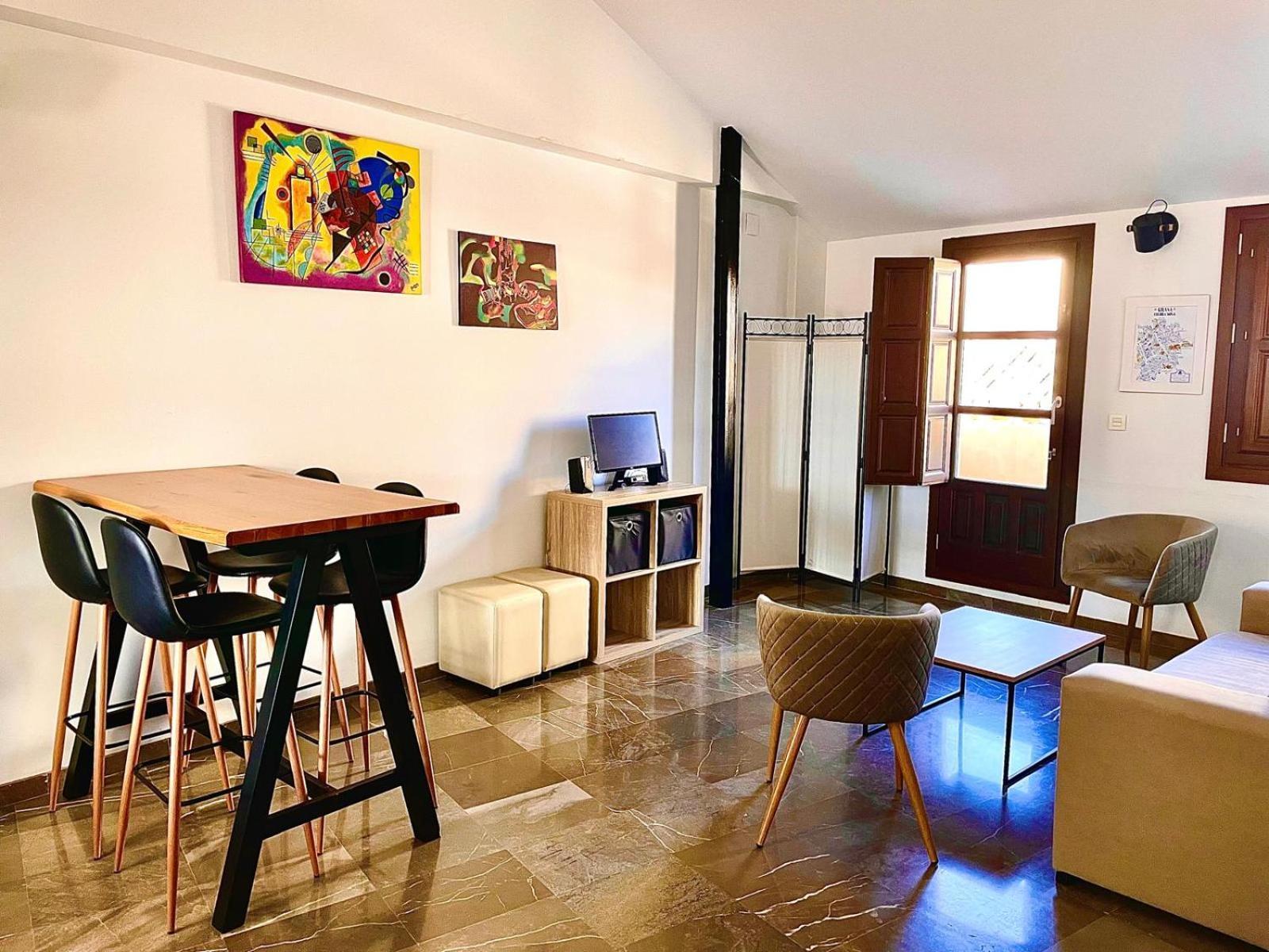 Apartamentos Iliberis Гранада Екстериор снимка